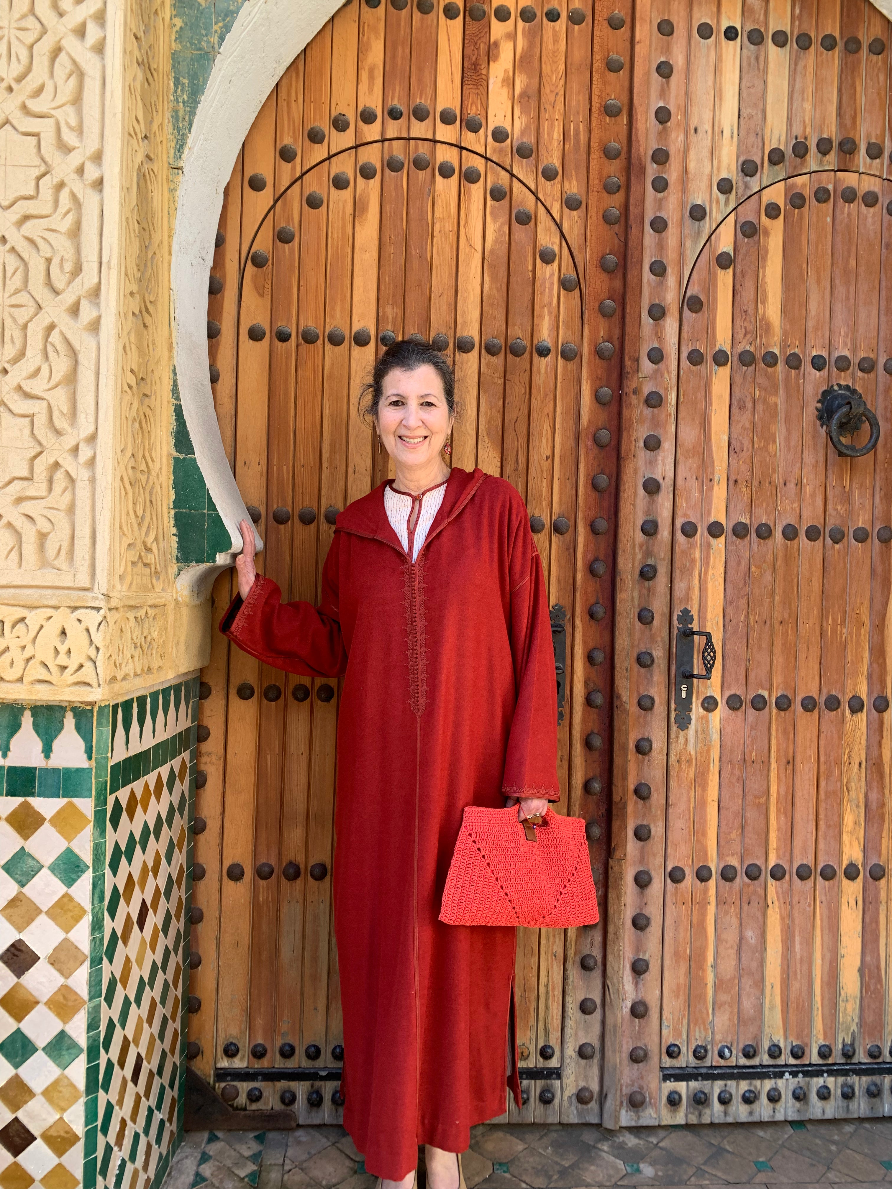 Ensemble Jellaba Mlifa rouge et son Qmiss